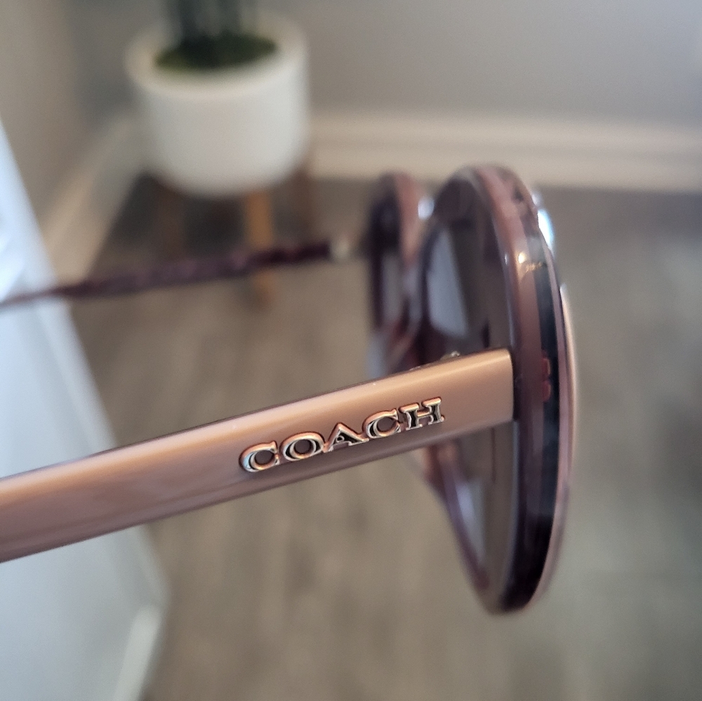 Coach Women Sunglasses - Picture 2 of 5